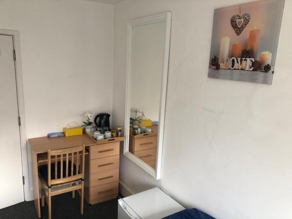 Cosmopolitan Comfort Private Bedrooms in Euston 106