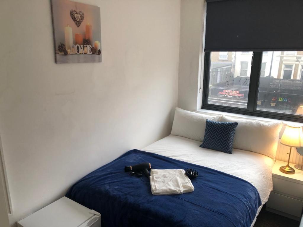 Cosmopolitan Comfort Private Bedrooms in Euston 106