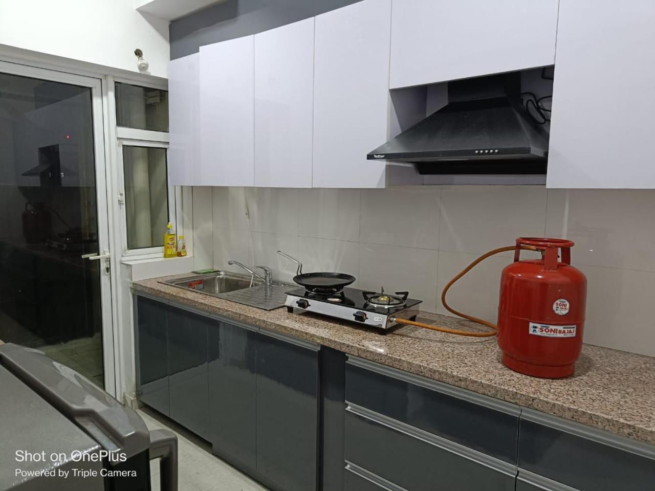 BnBBuddy Aarohi Homes 3 BHK West Delhi view 4