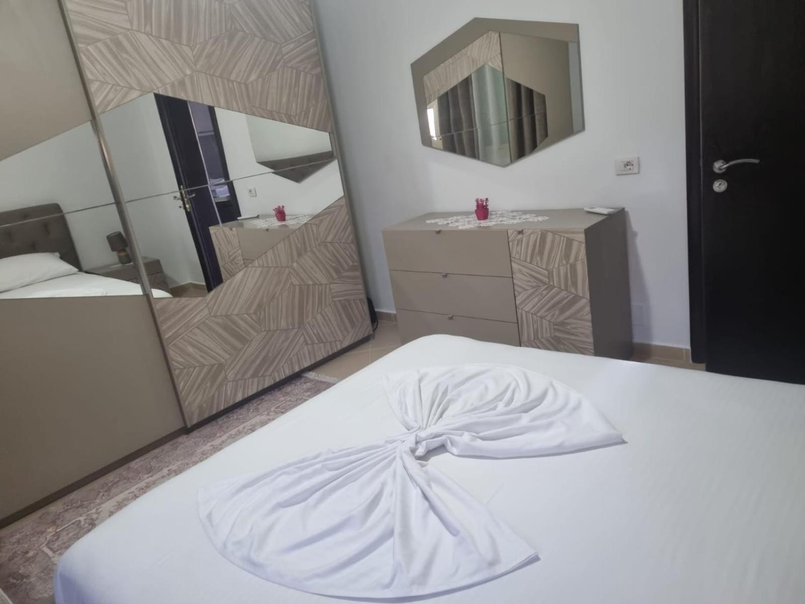 Vila megi-Rent Room