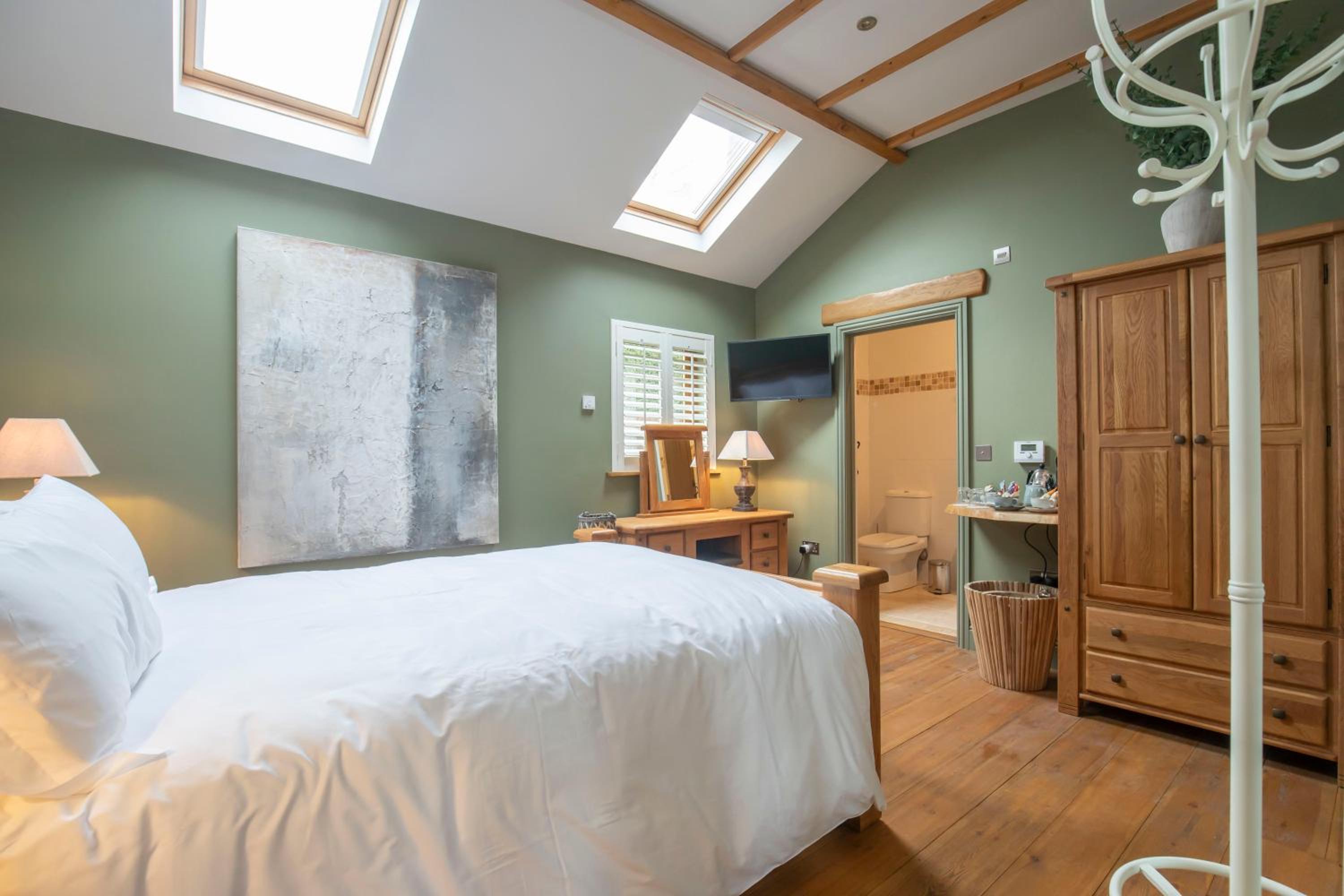 Stable Lodge - Boutique Bed & Breakfast view 5