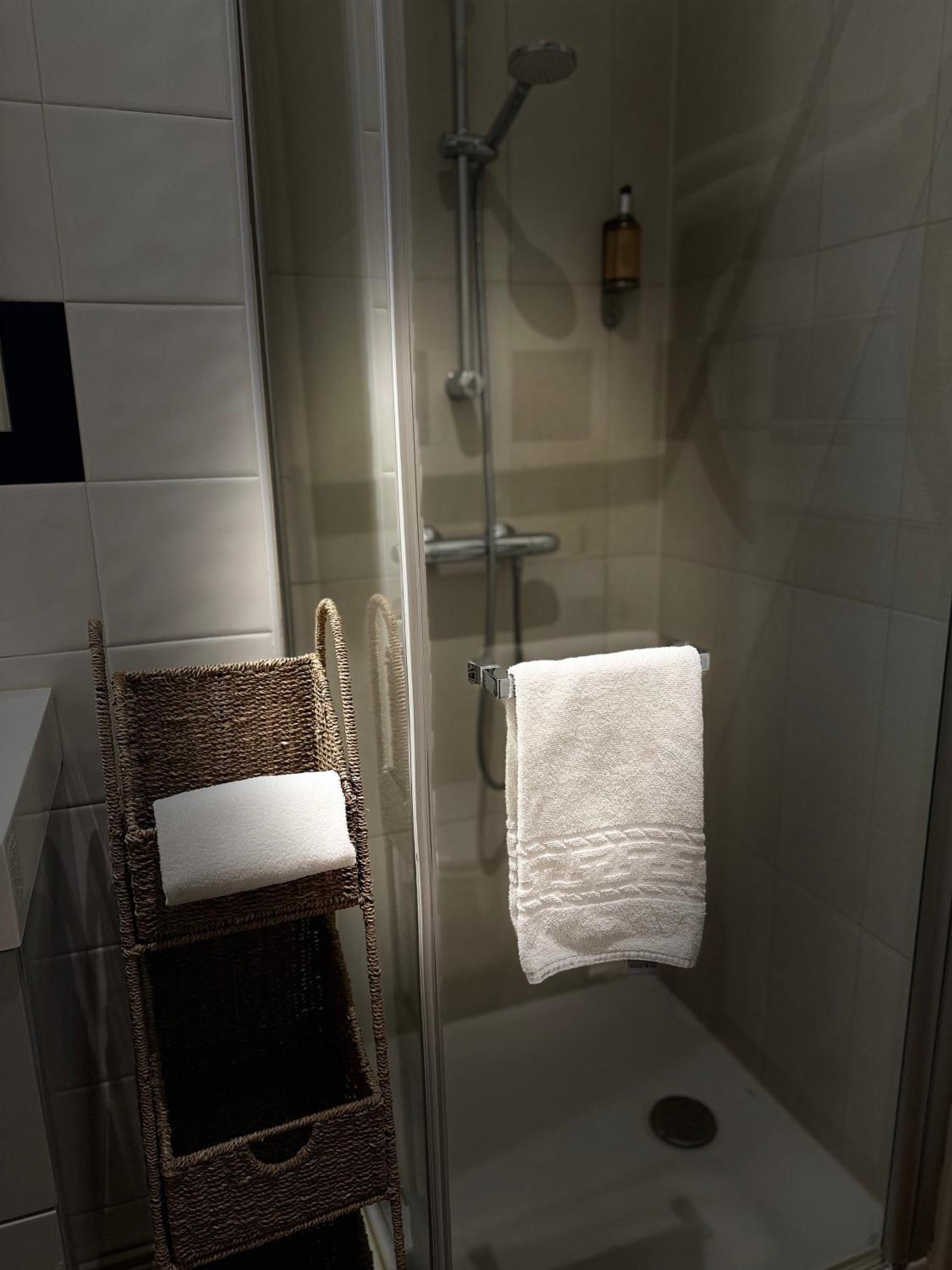 Hotel les Grands Chenes - Property Image 5
