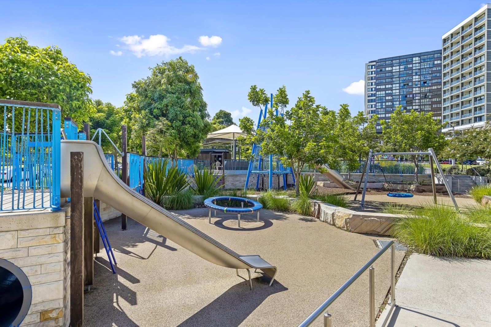 Executive Two-Bedroom Apartment in Macquarie Park