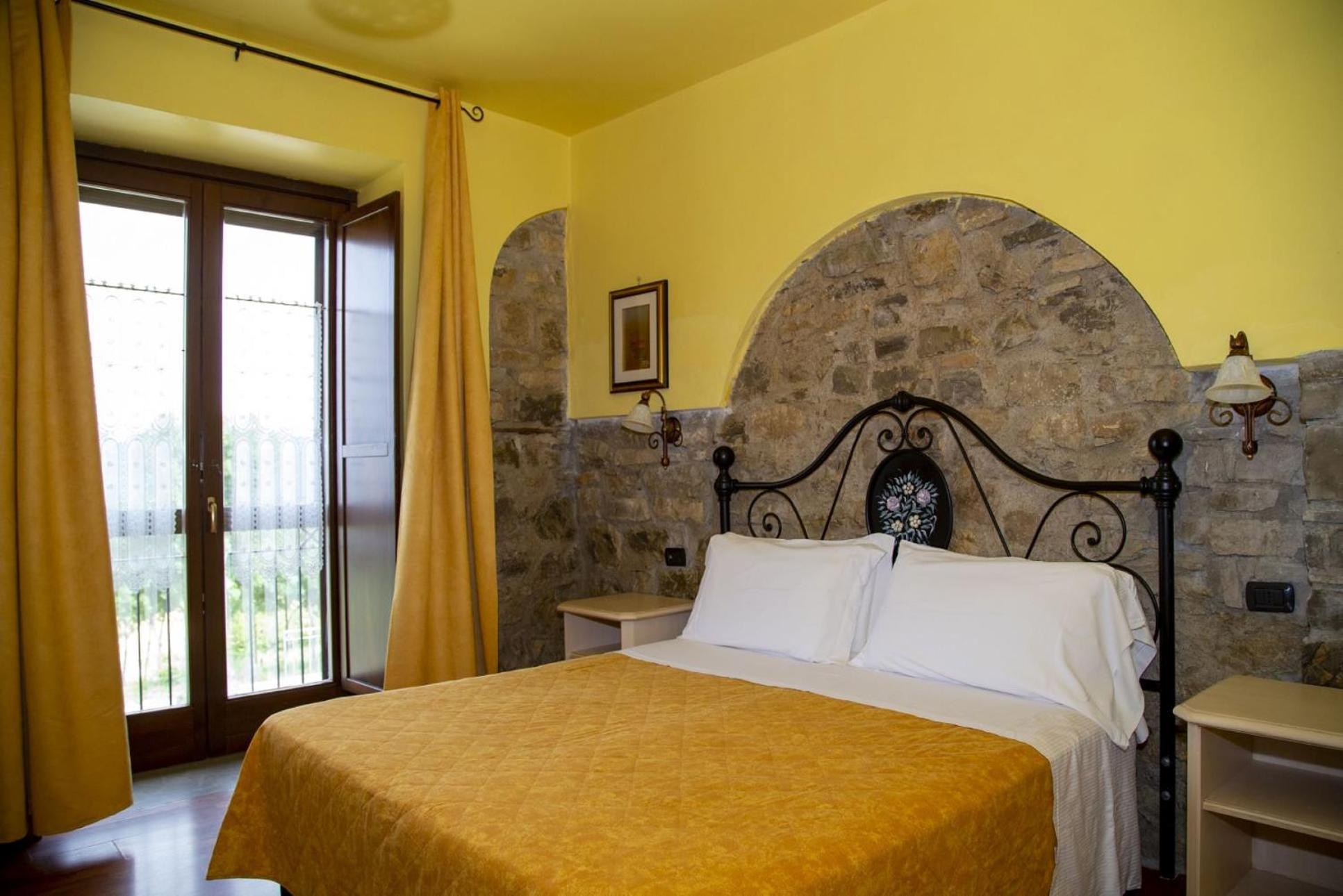 Basilicata Foresteria di San Leo Villa Esclusiva con Piscina