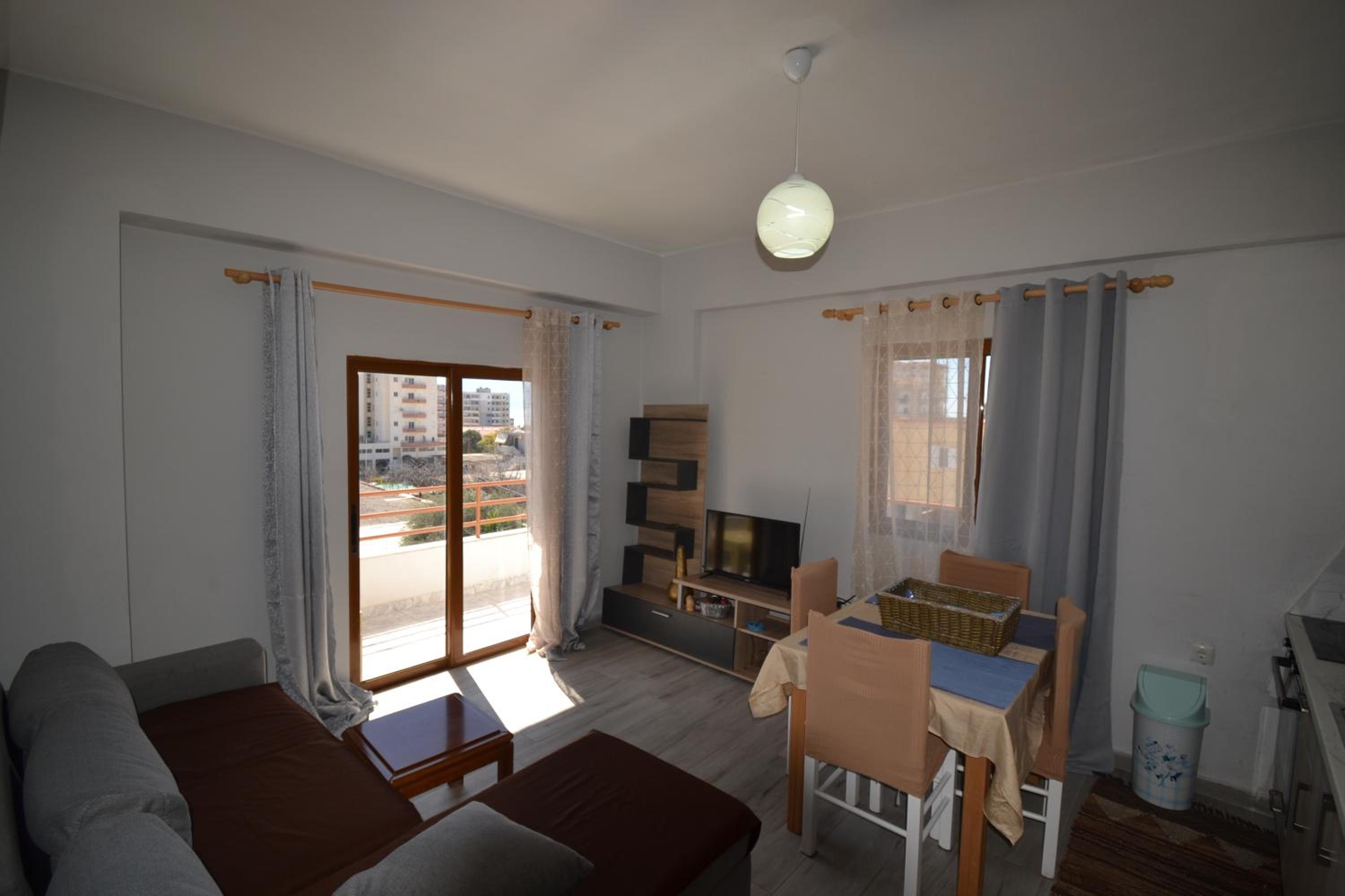 Antonia Holiday Rooms