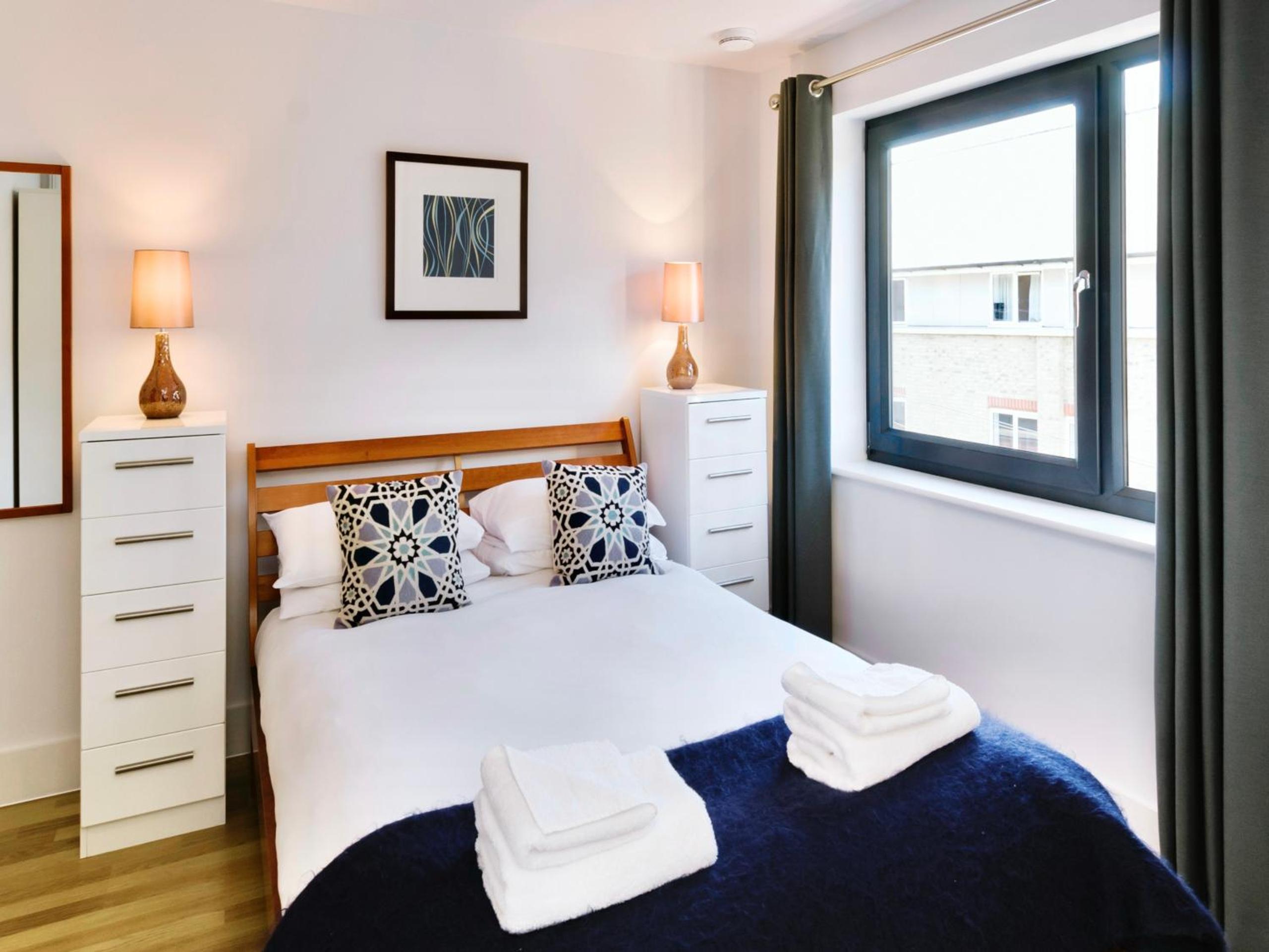 Your Space Apartments - Eden House view 4