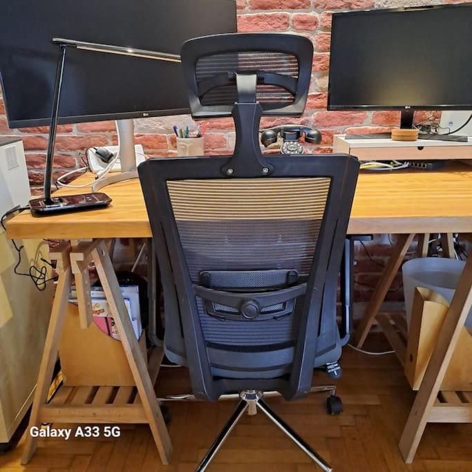 A Home Office penthouse, Syngrou- Fix Metro St.