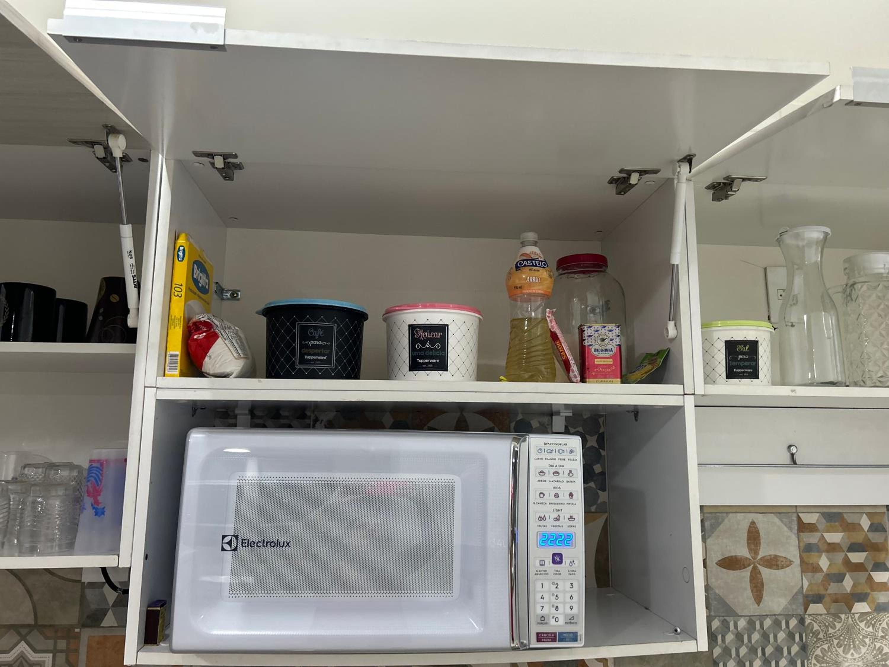 Apartamento Enseada Villa Di Fiori com piscina
