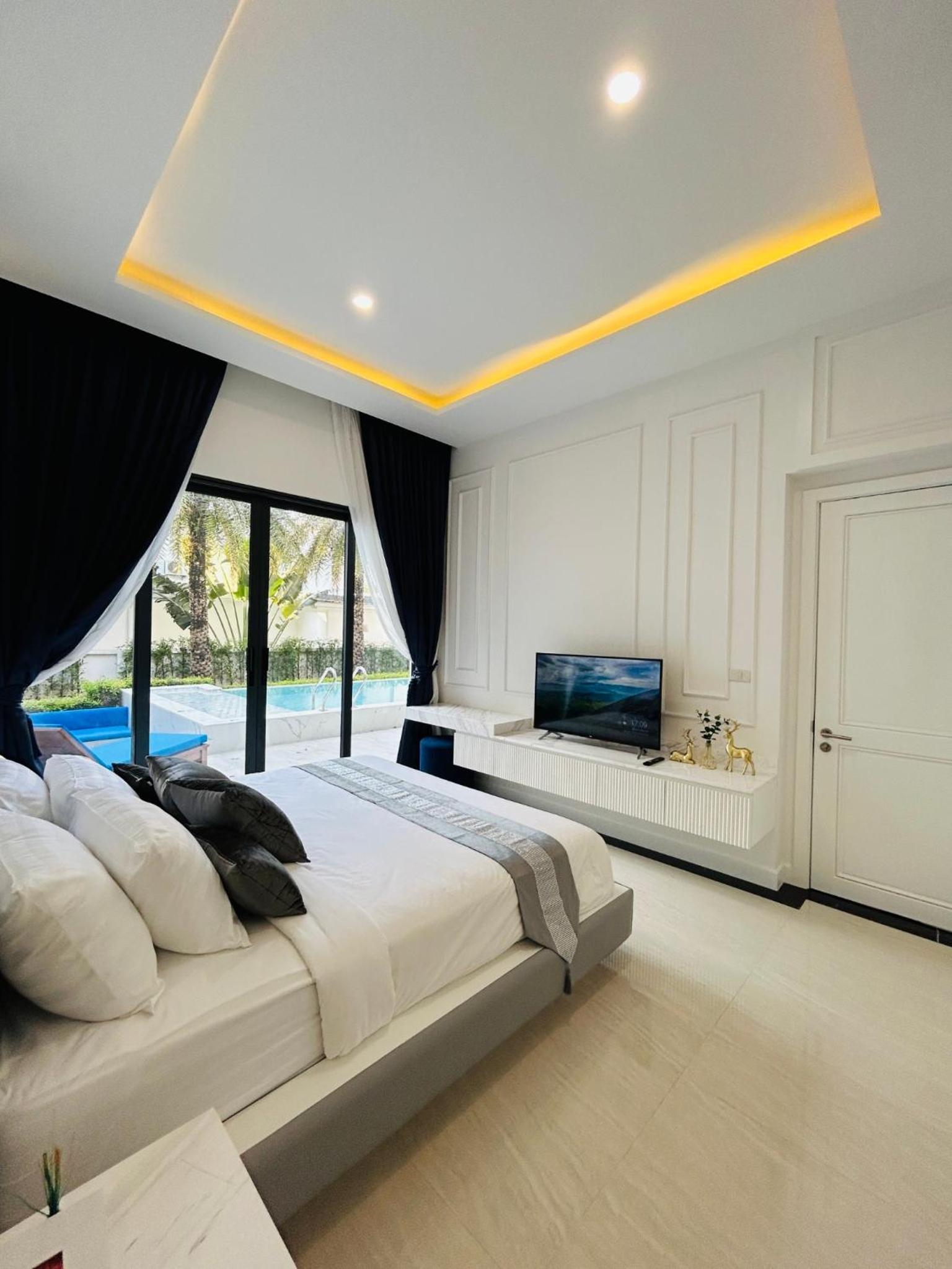 Menara - 3 BR Private Pool Villa - Moroccan Inspired - Bangtao Beach