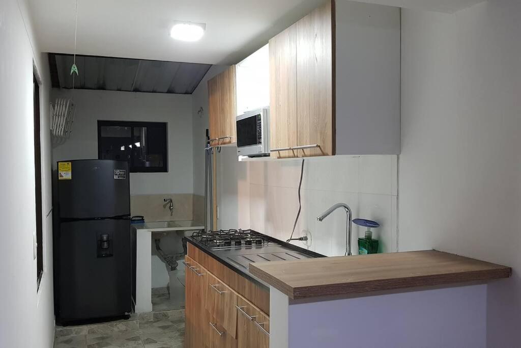 Amazing one bedroom apartment near the Airport !