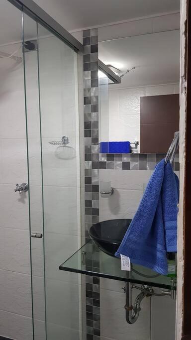 Amazing one bedroom apartment near the Airport !