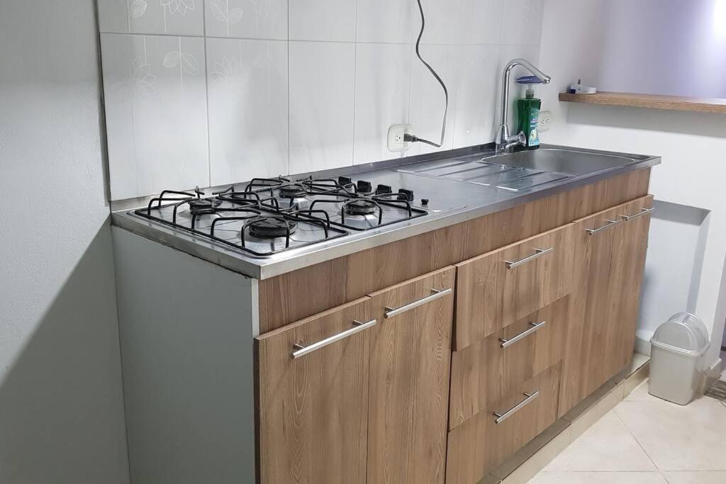 Amazing one bedroom apartment near the Airport !