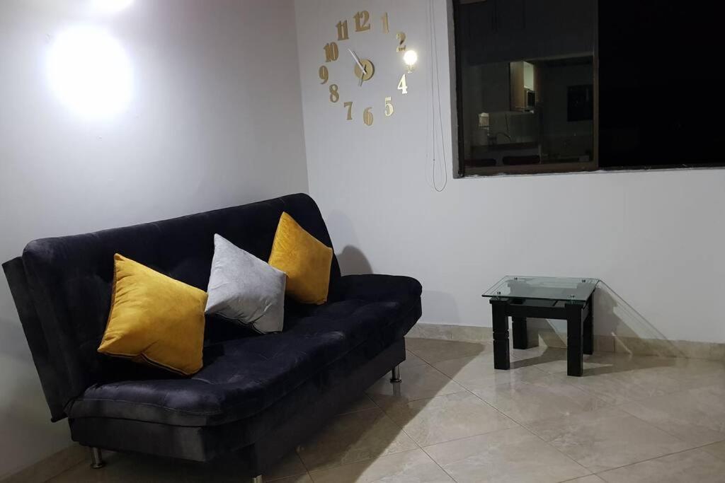 Amazing one bedroom apartment near the Airport !