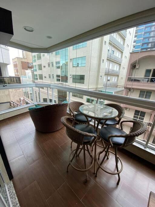 Lindo apartamento aconchegante na quadra do mar