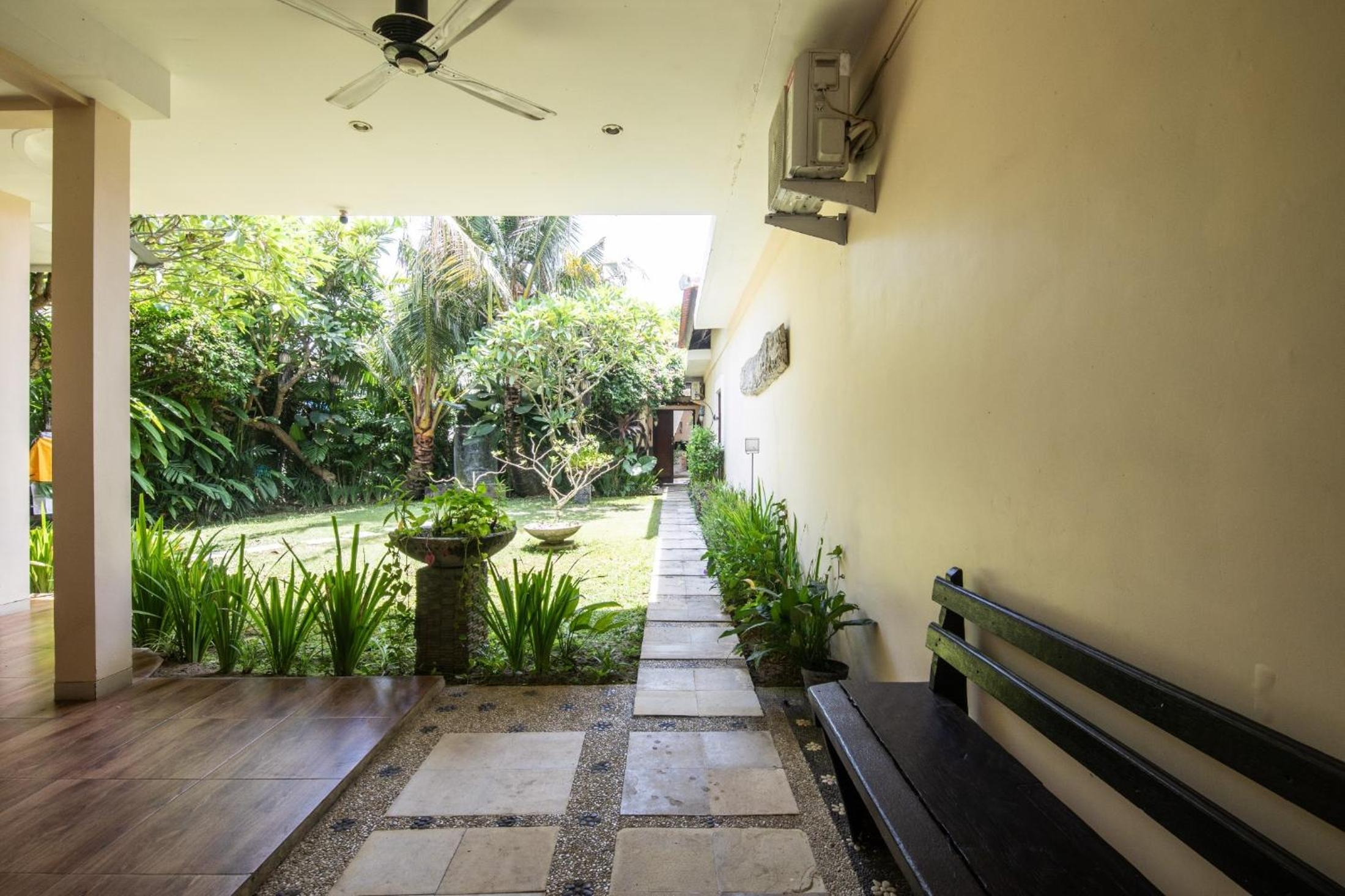 Mia Villa Canggu view 3