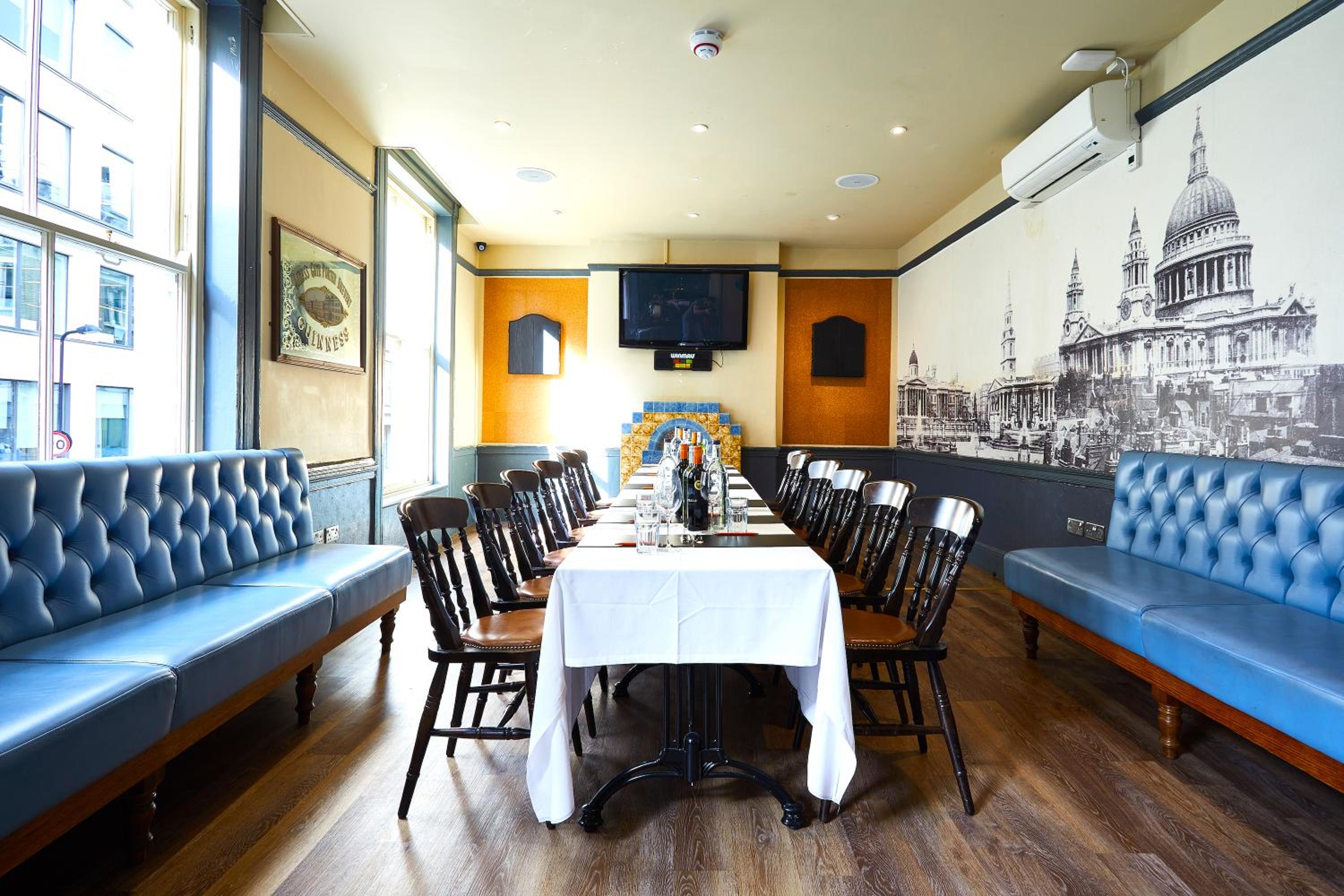 restaurant