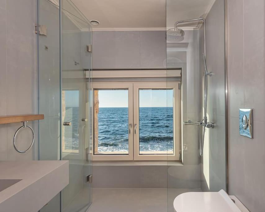Hippocampo Waterfront Villa