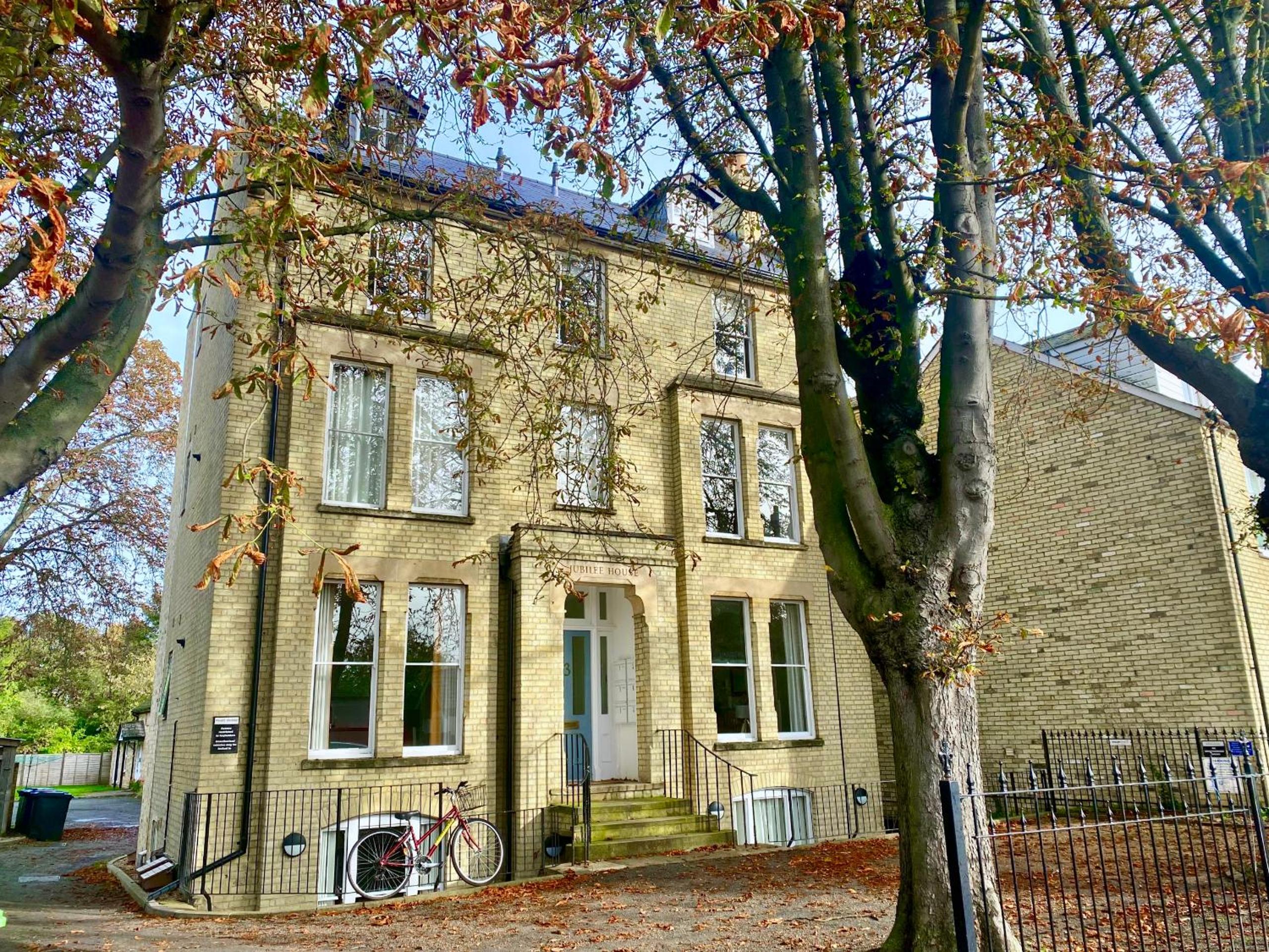 Hotel Your Space Apartments - Jubilee House - Image 1