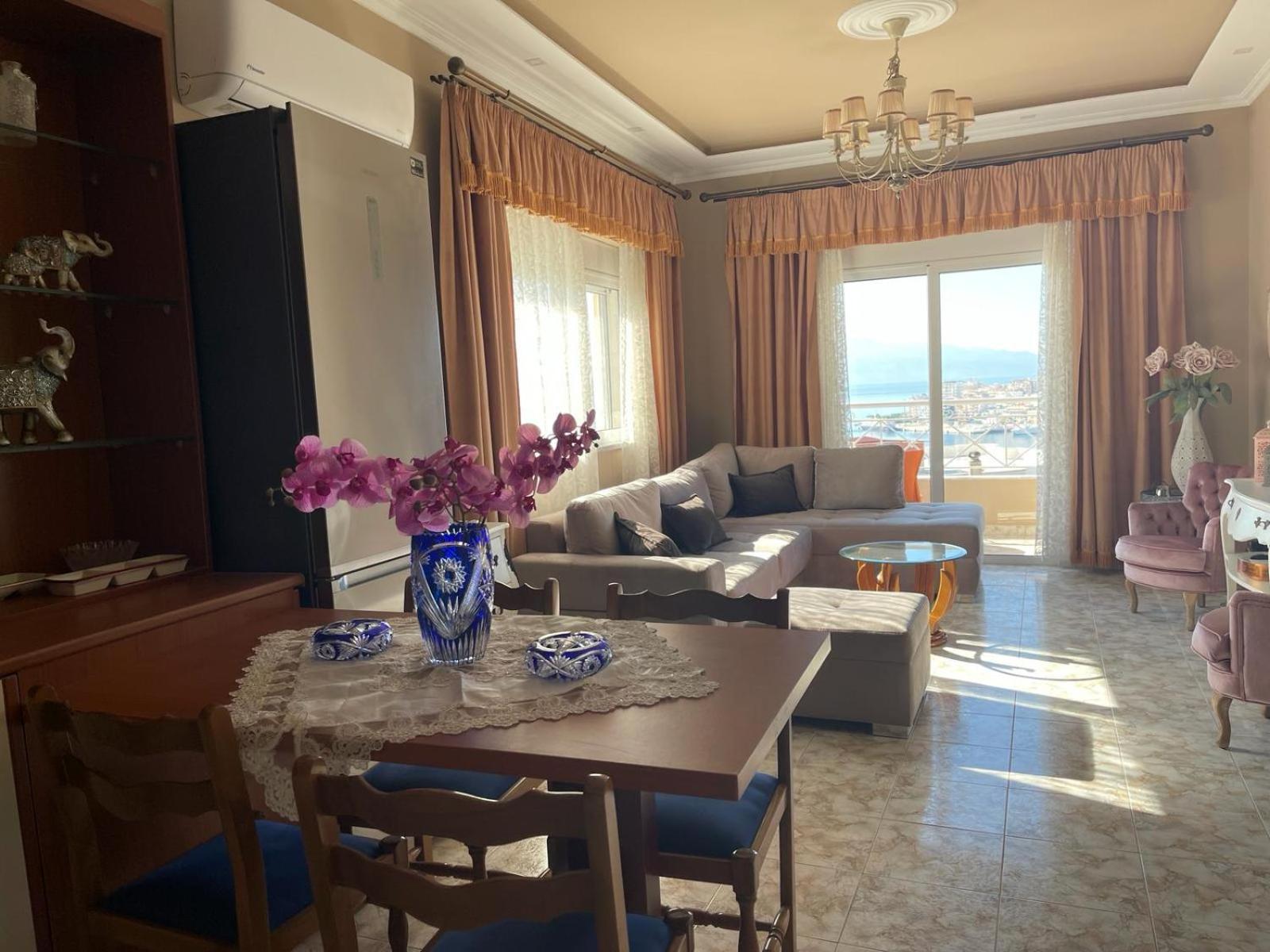 Seaview Apartments Alkis