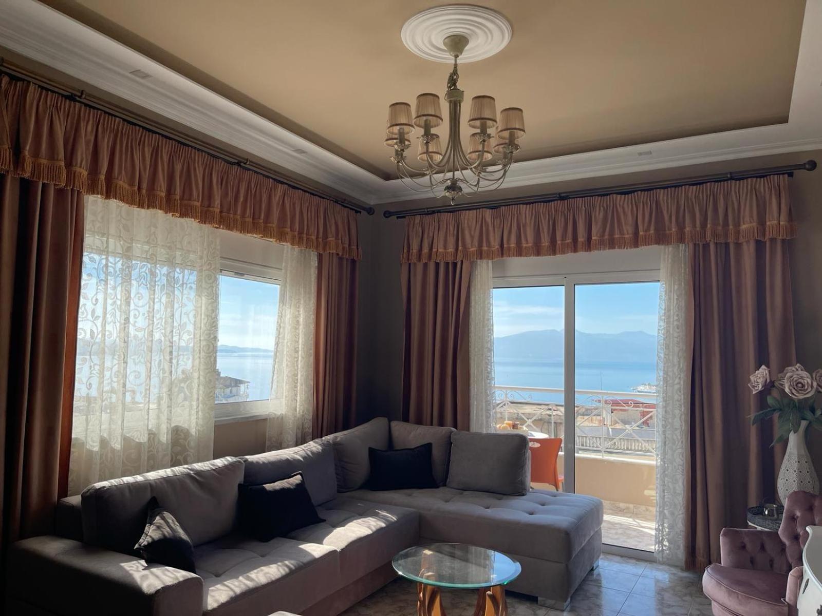 Seaview Apartments Alkis