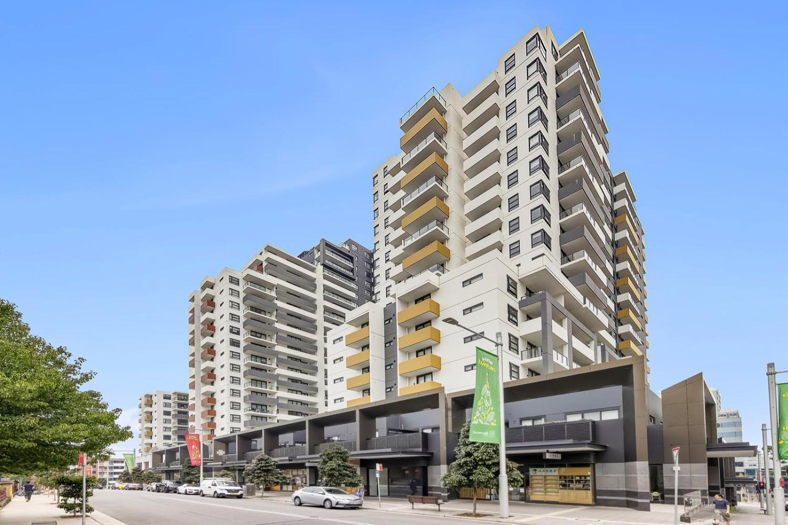 2BR Apartment in heart of Burwood