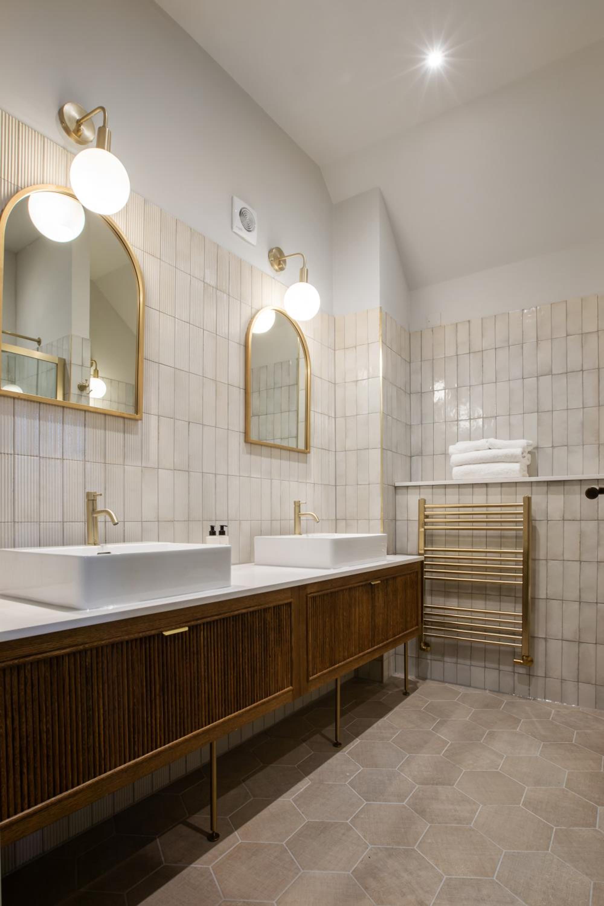 Guildford Vacations - Worplesdon Place Hotel - Property Image 64