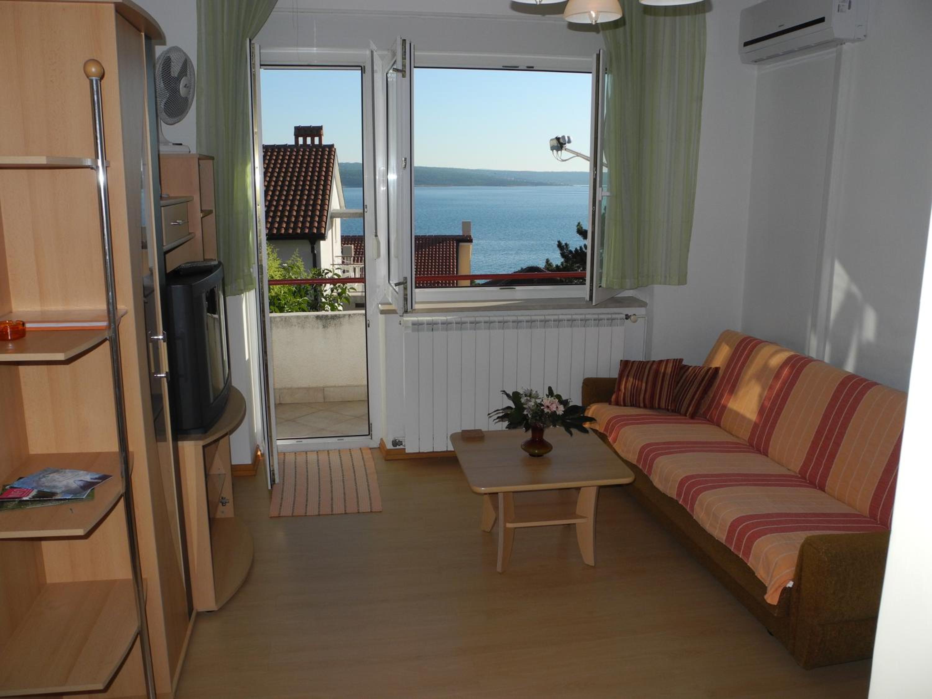 SANDRA KAT Apartment near sea and beach