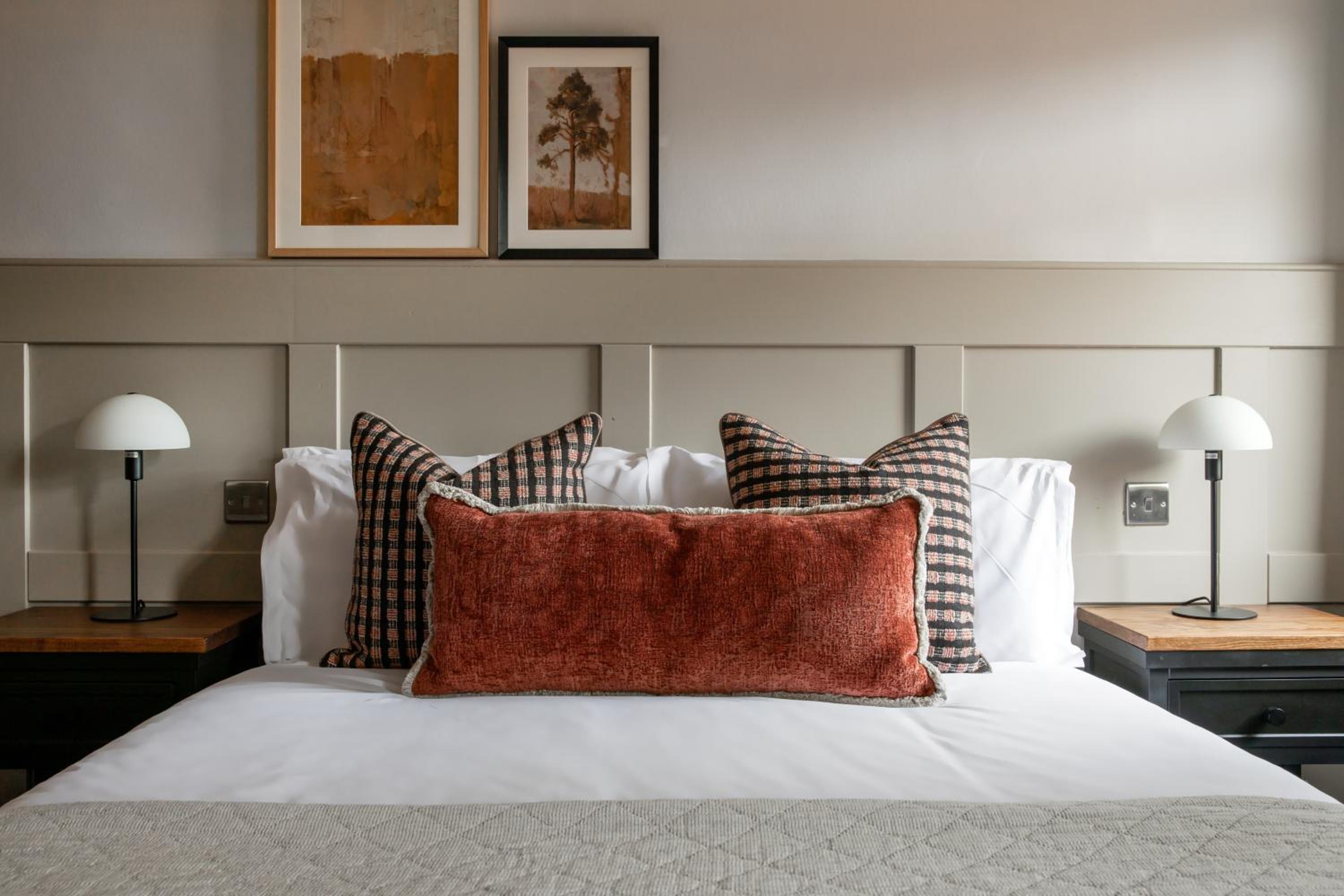 Guildford Vacations - Worplesdon Place Hotel - Property Image 54