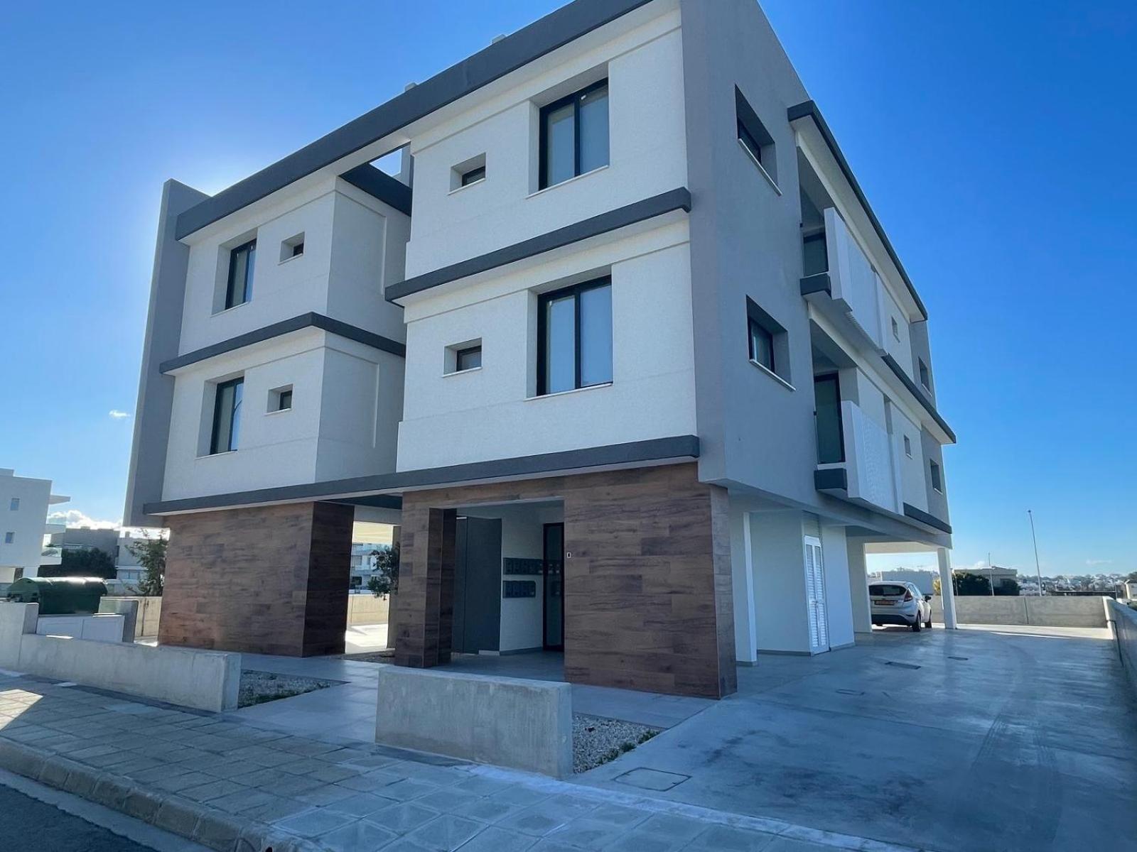 One Bedroom Whole Apartment with veranda