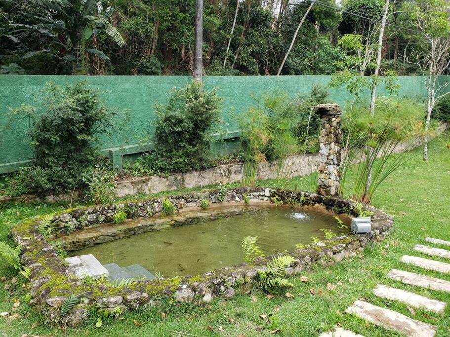 Casa em Araras com linda vista para as montanhas .