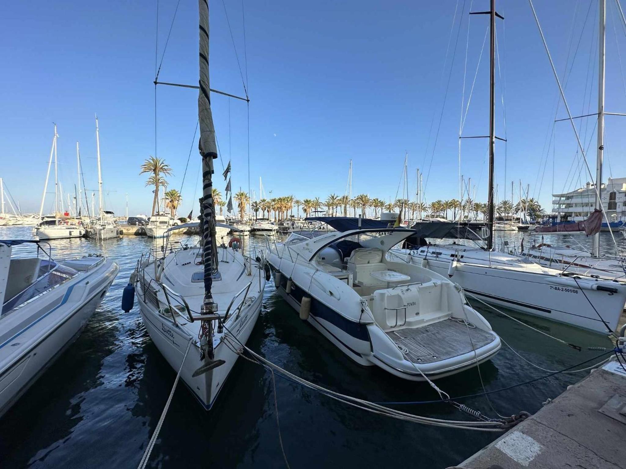 Nice Apartament in Puerto Marina