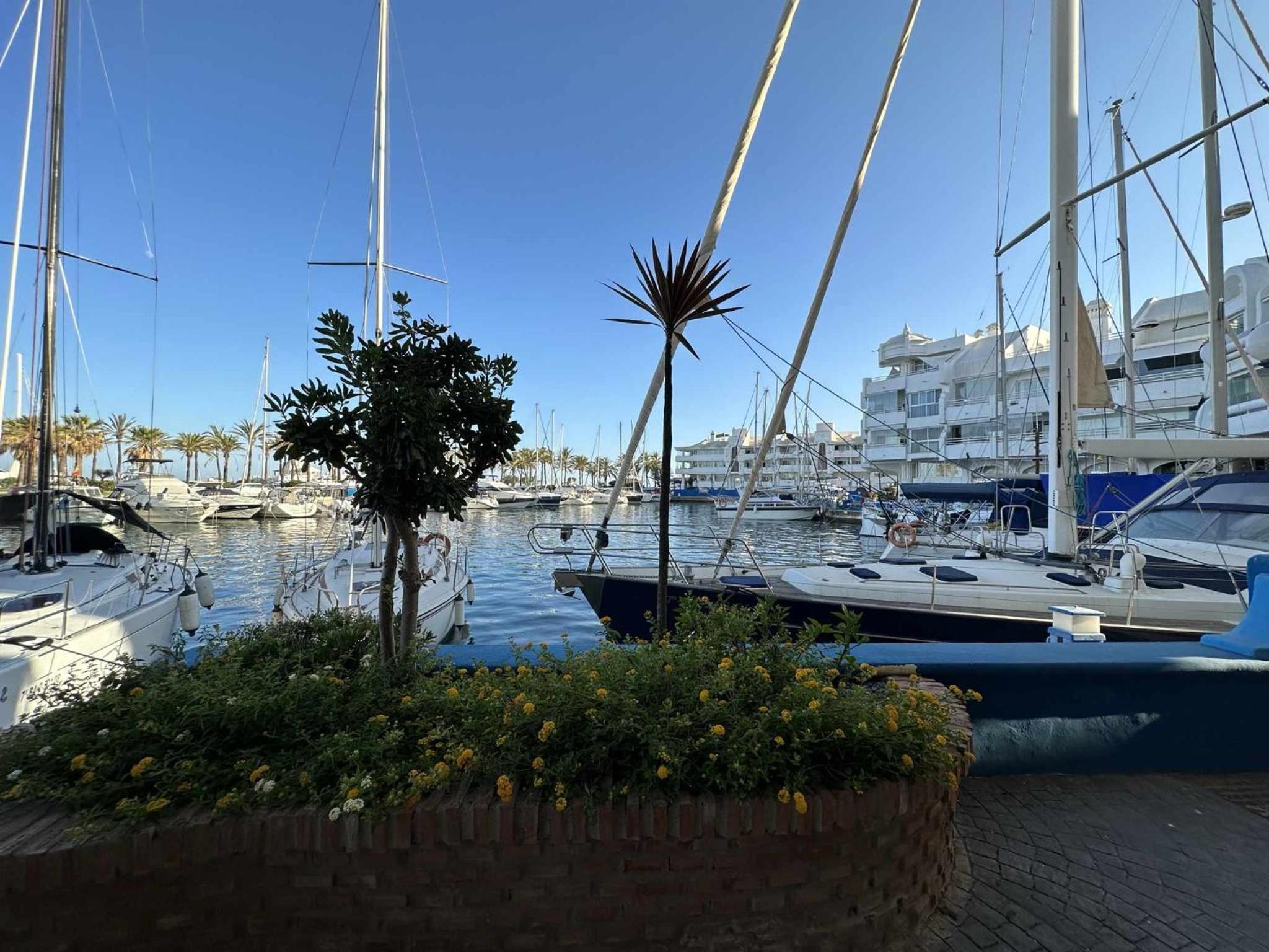 Nice Apartament in Puerto Marina