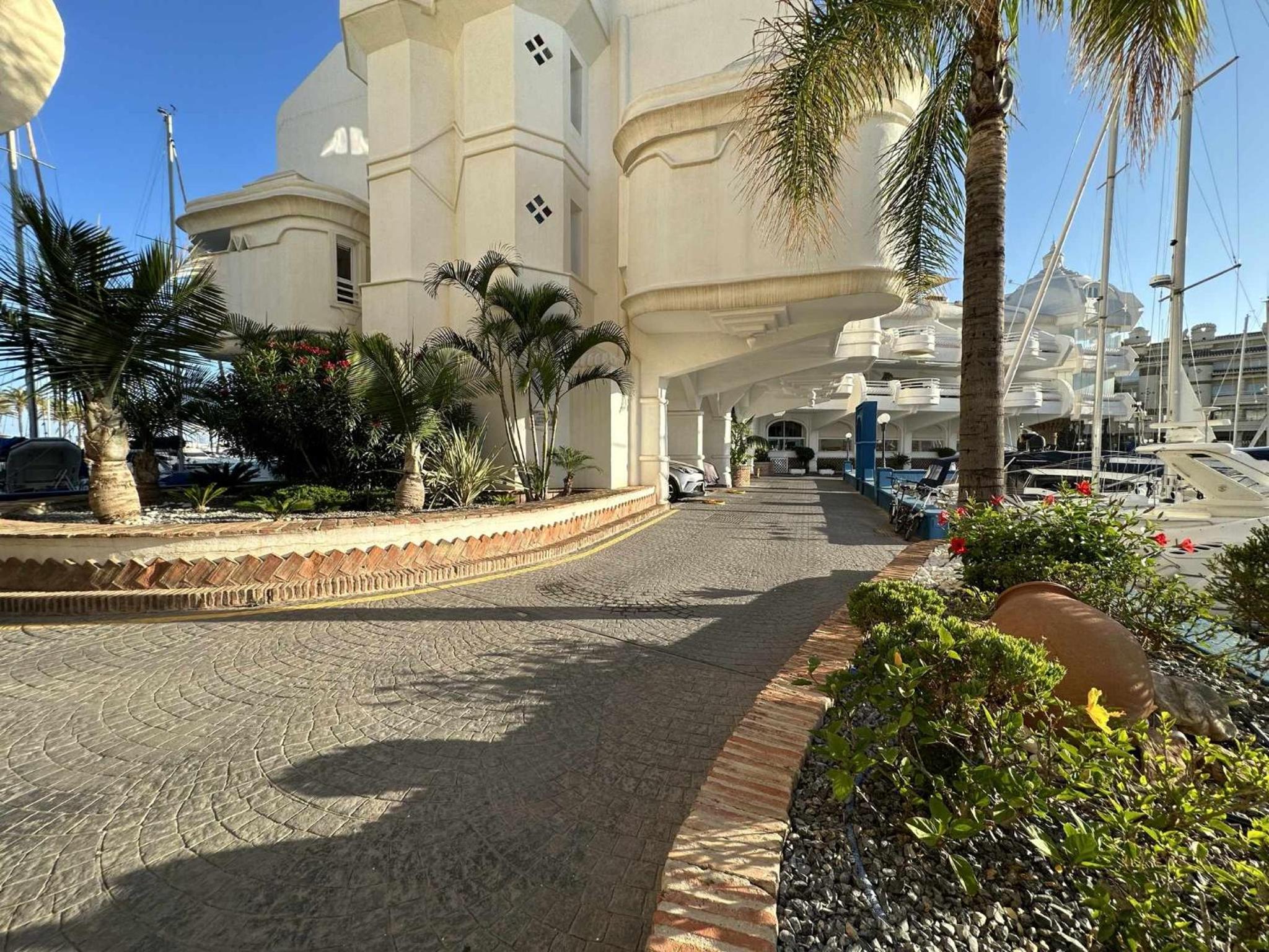 Nice Apartament in Puerto Marina