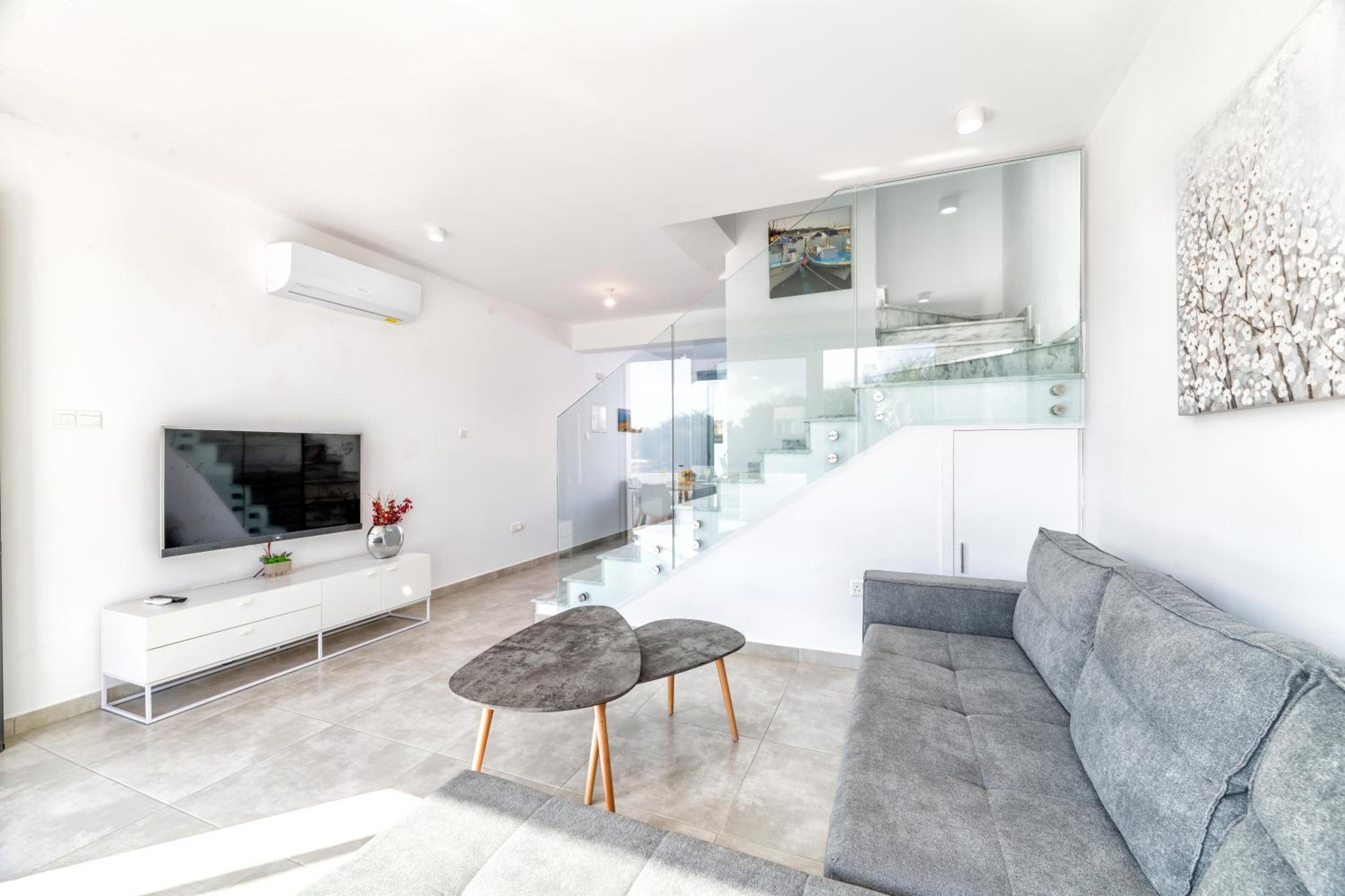 PROTARAS HEIGHTS