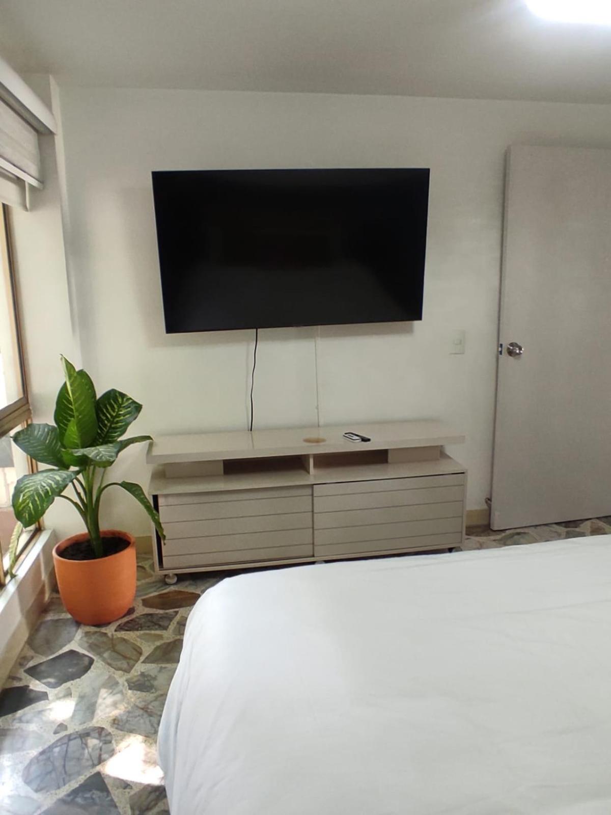 El Poblado, La Frontera (Apartamentos)