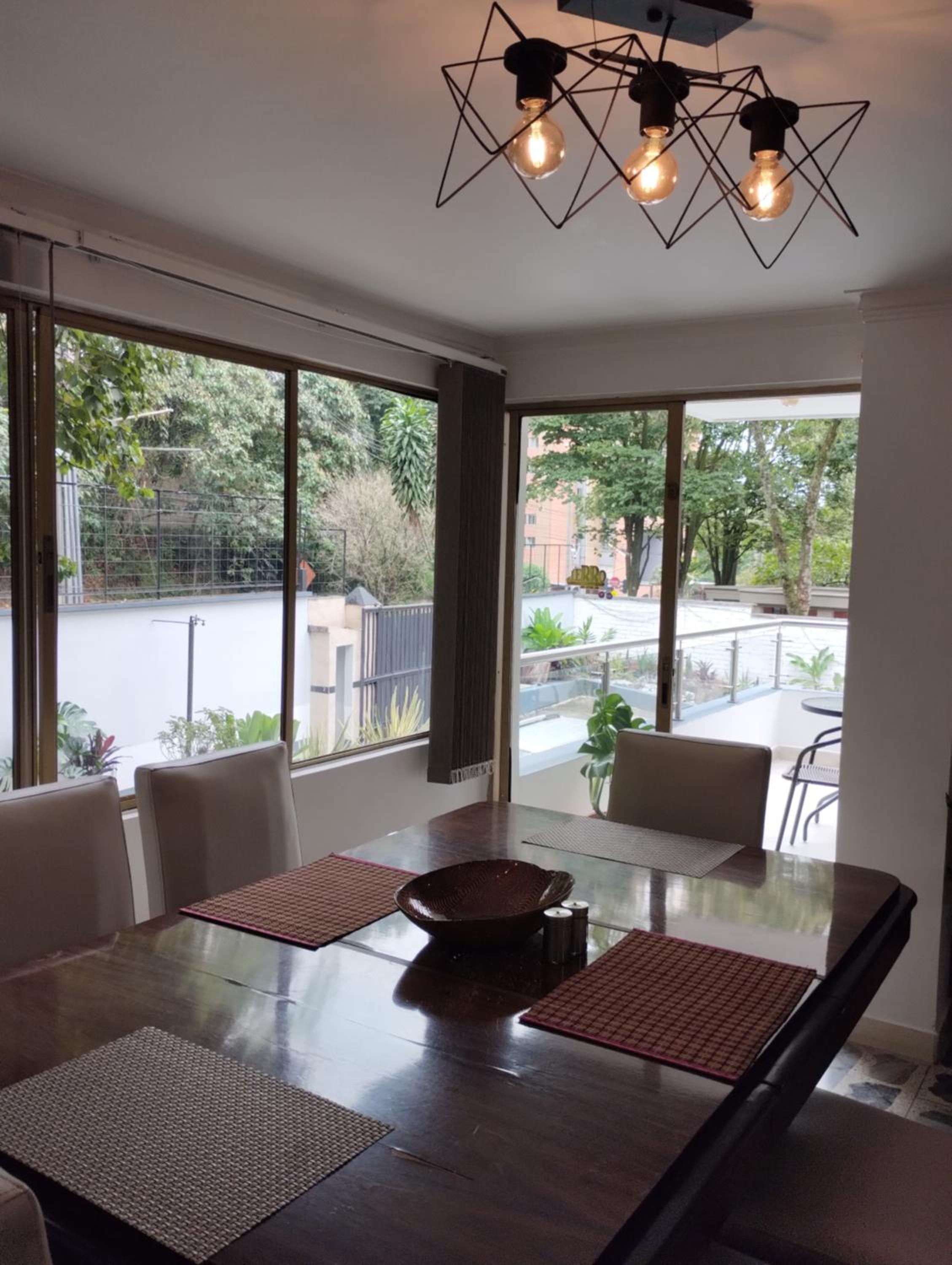 El Poblado, La Frontera (Apartamentos)