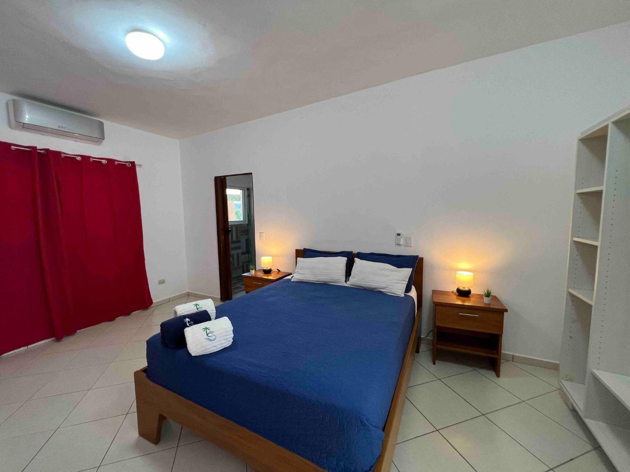 2BR Luxury Apartment in Heart Of Nightlife Area view 4