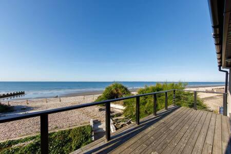 Luxury Seafront Family Home - Indoor Pool