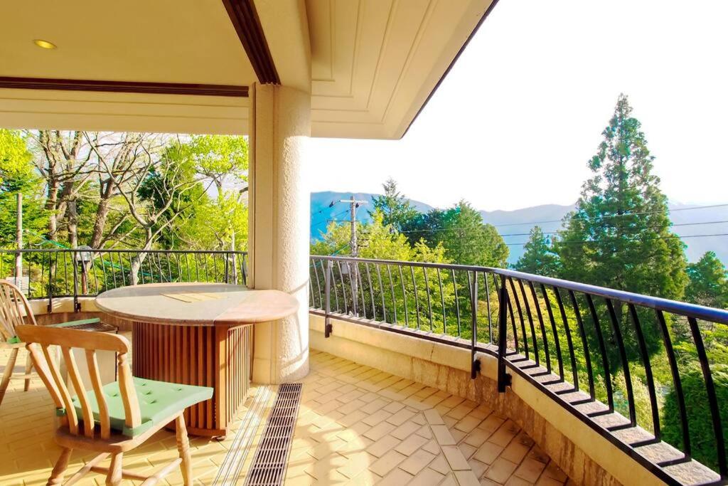 Open-air bath & Private hot-spring Villa in Hakone view 3