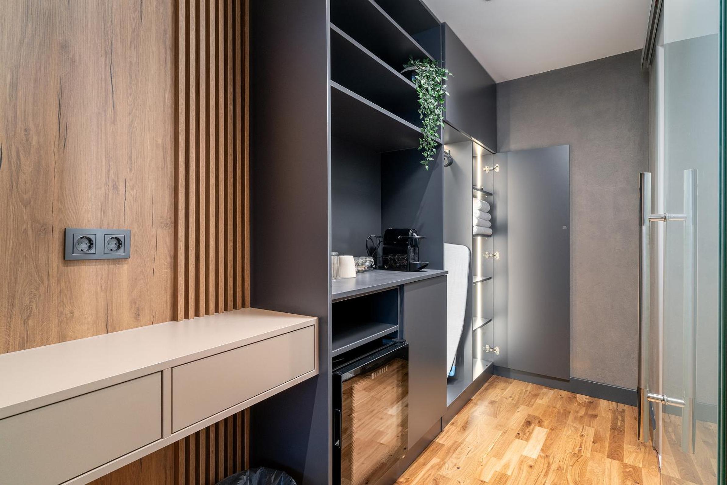 Urban Quarters No.1 - Image 16