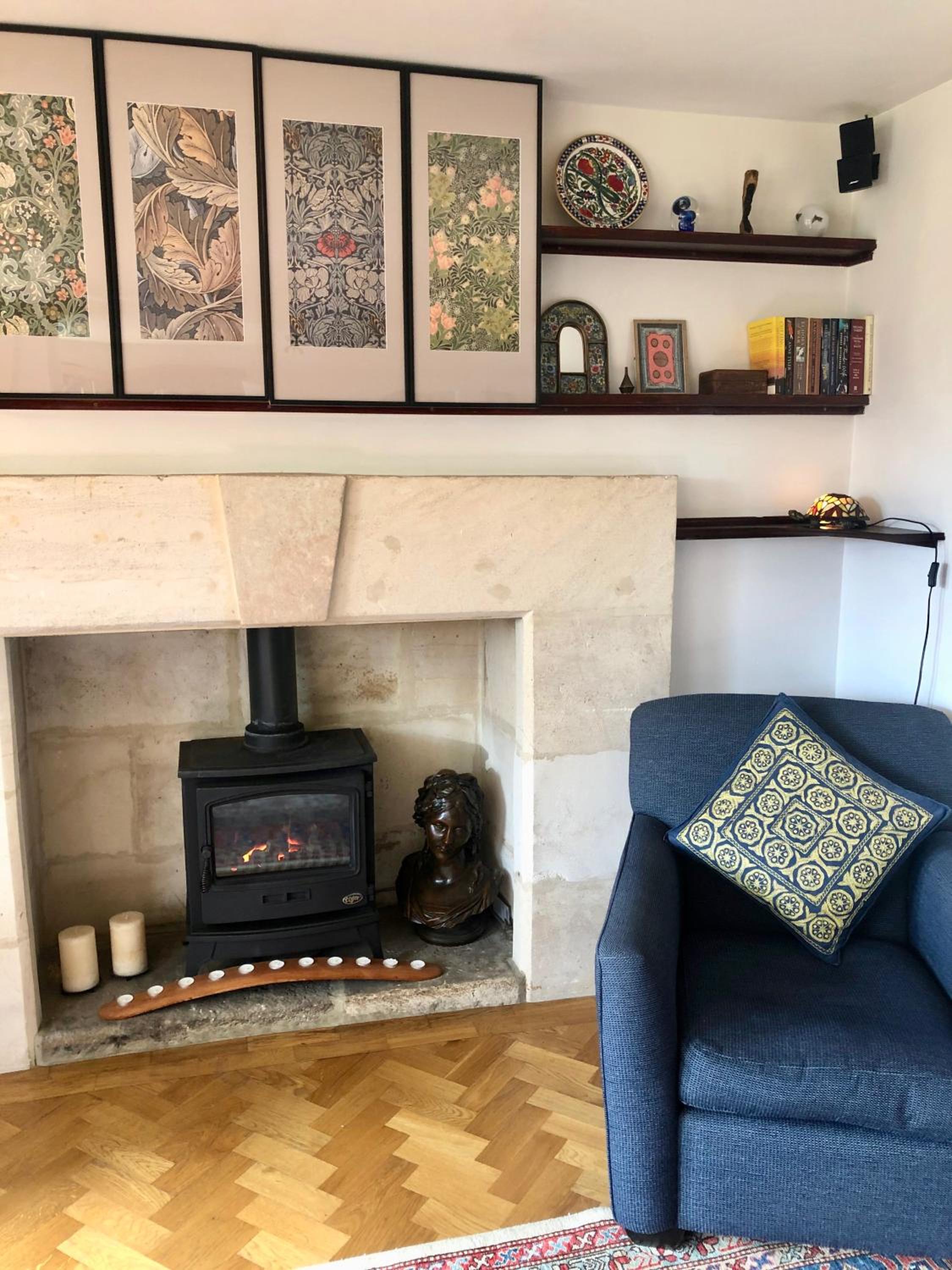 Luxury one bed garden flat-private parking view 5