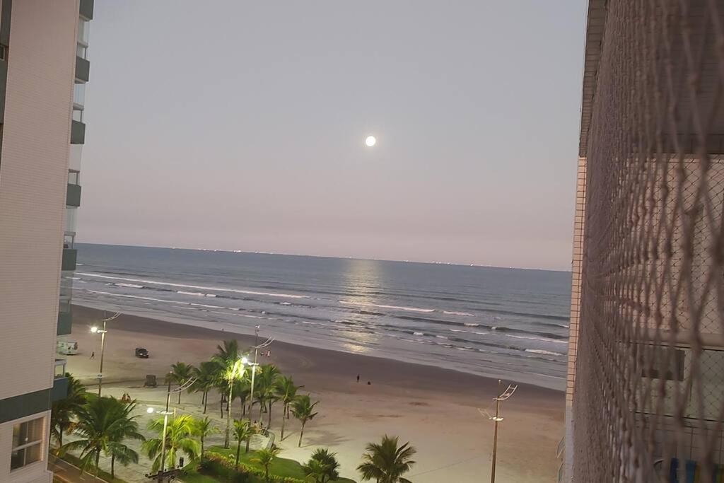 Apto vista Mar Vila Caiçara.