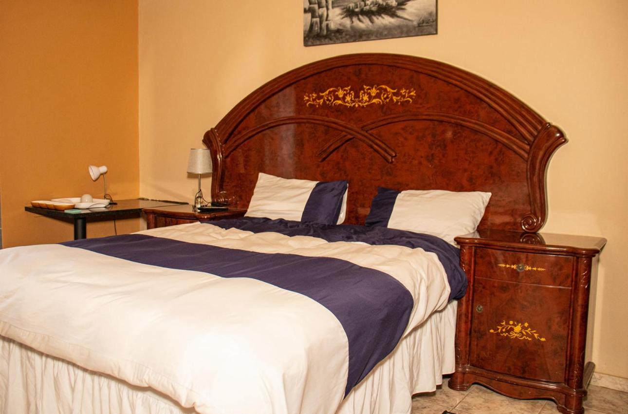 Lizpeter guest house
