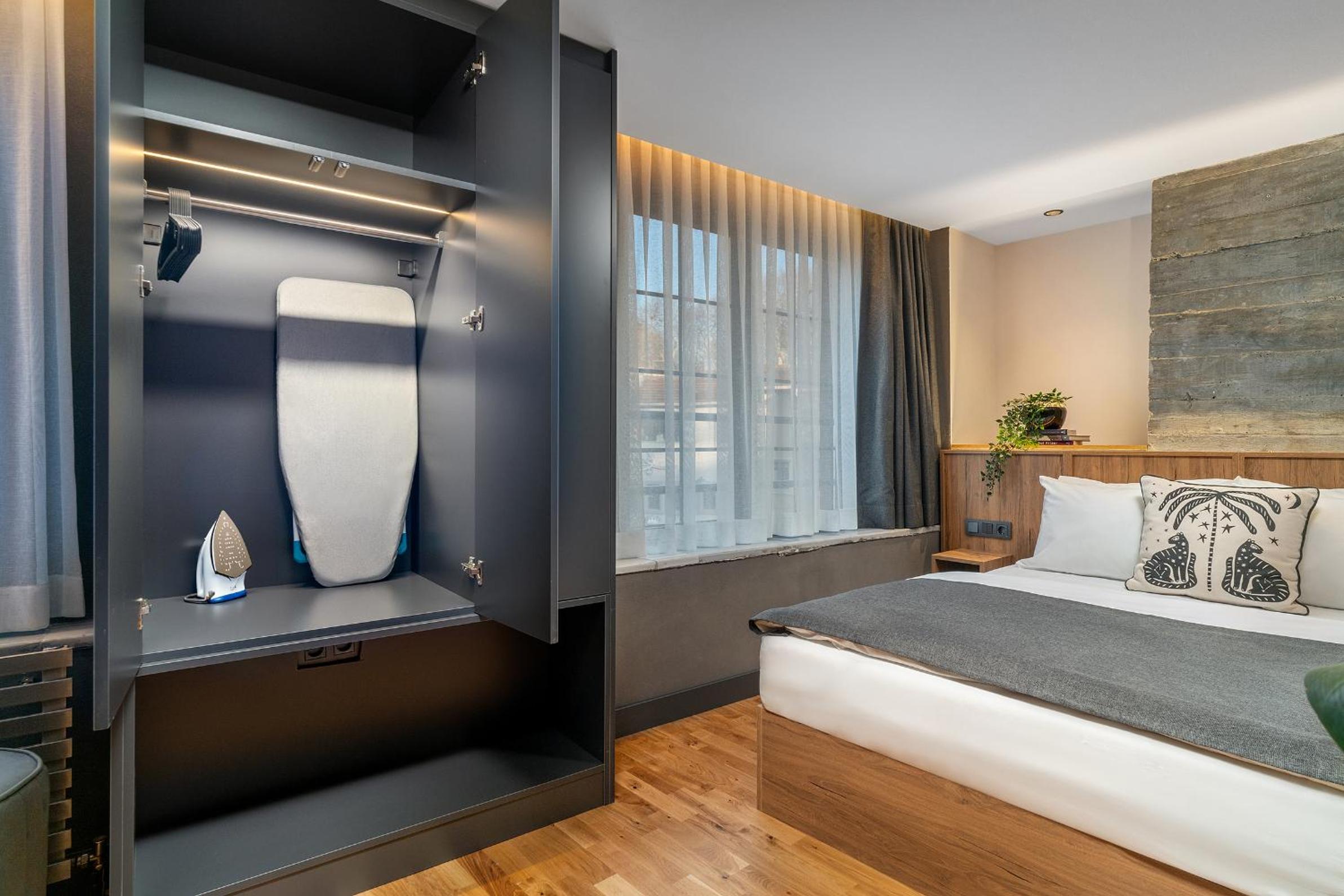 Urban Quarters No.1 - Image 6