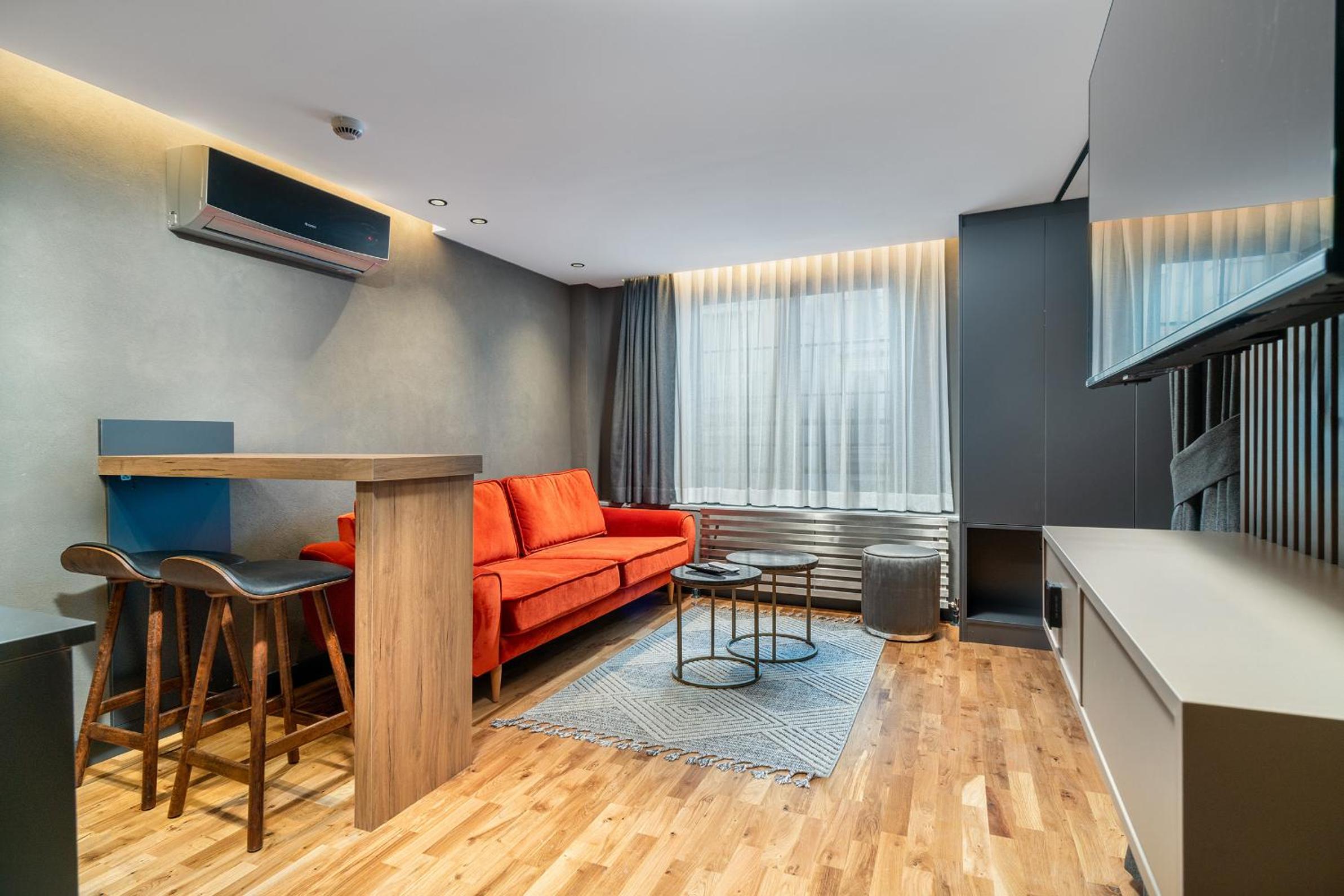 Urban Quarters No.1 - Image 7