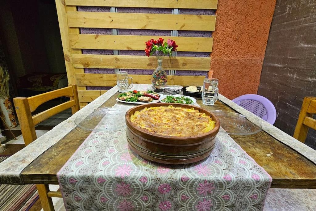 Comfy Hostel-Style Home Near Pyramids