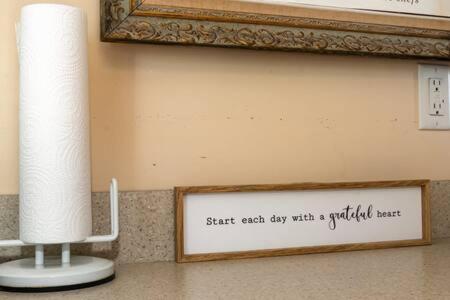 Studio w King Bed Walking distance to Beach & Shops view 3