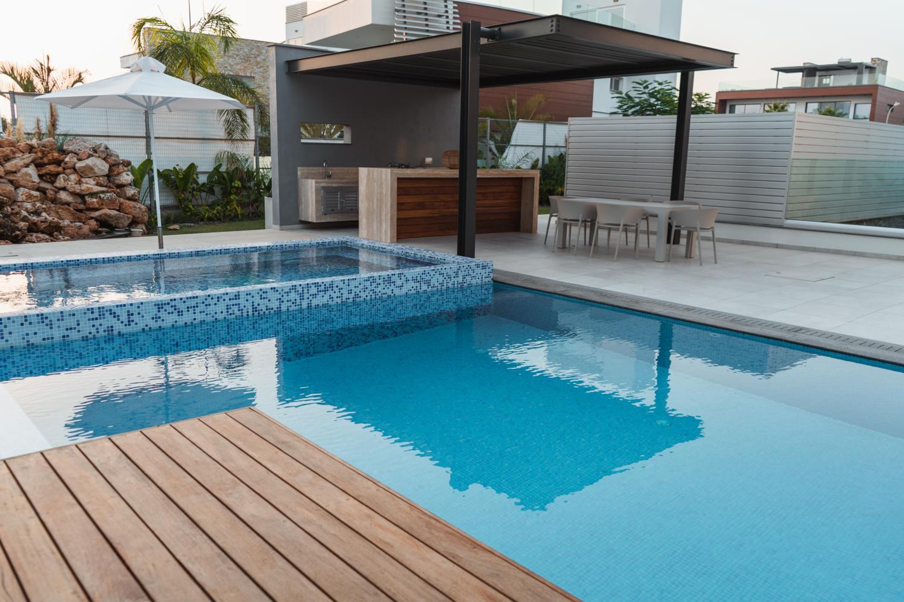 Beachfront Luxury Villa Glory