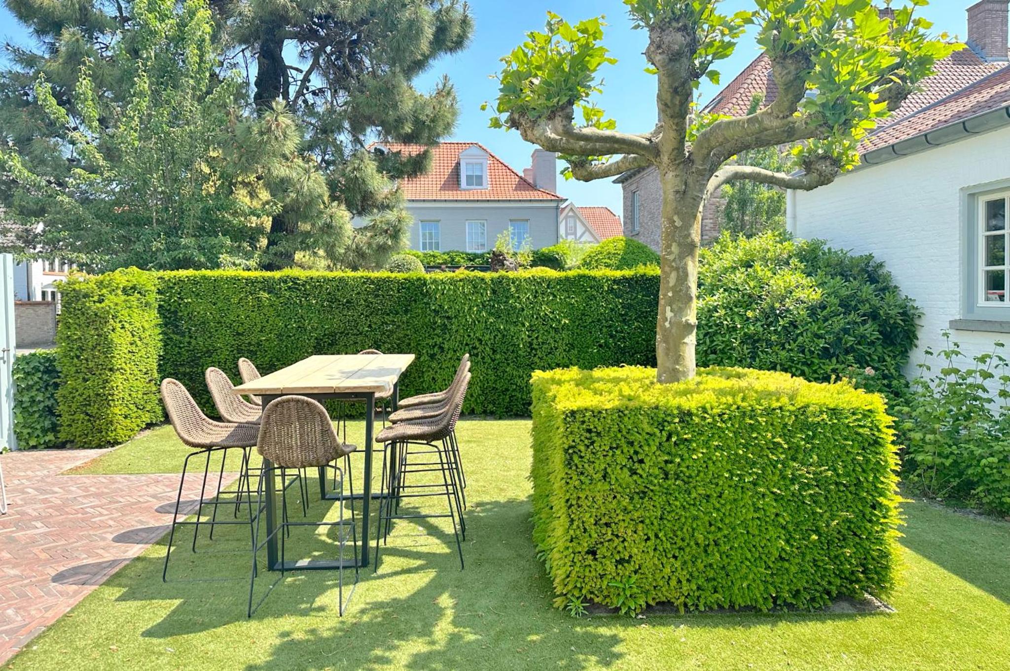 Spacious charming townhouse in old Knokke