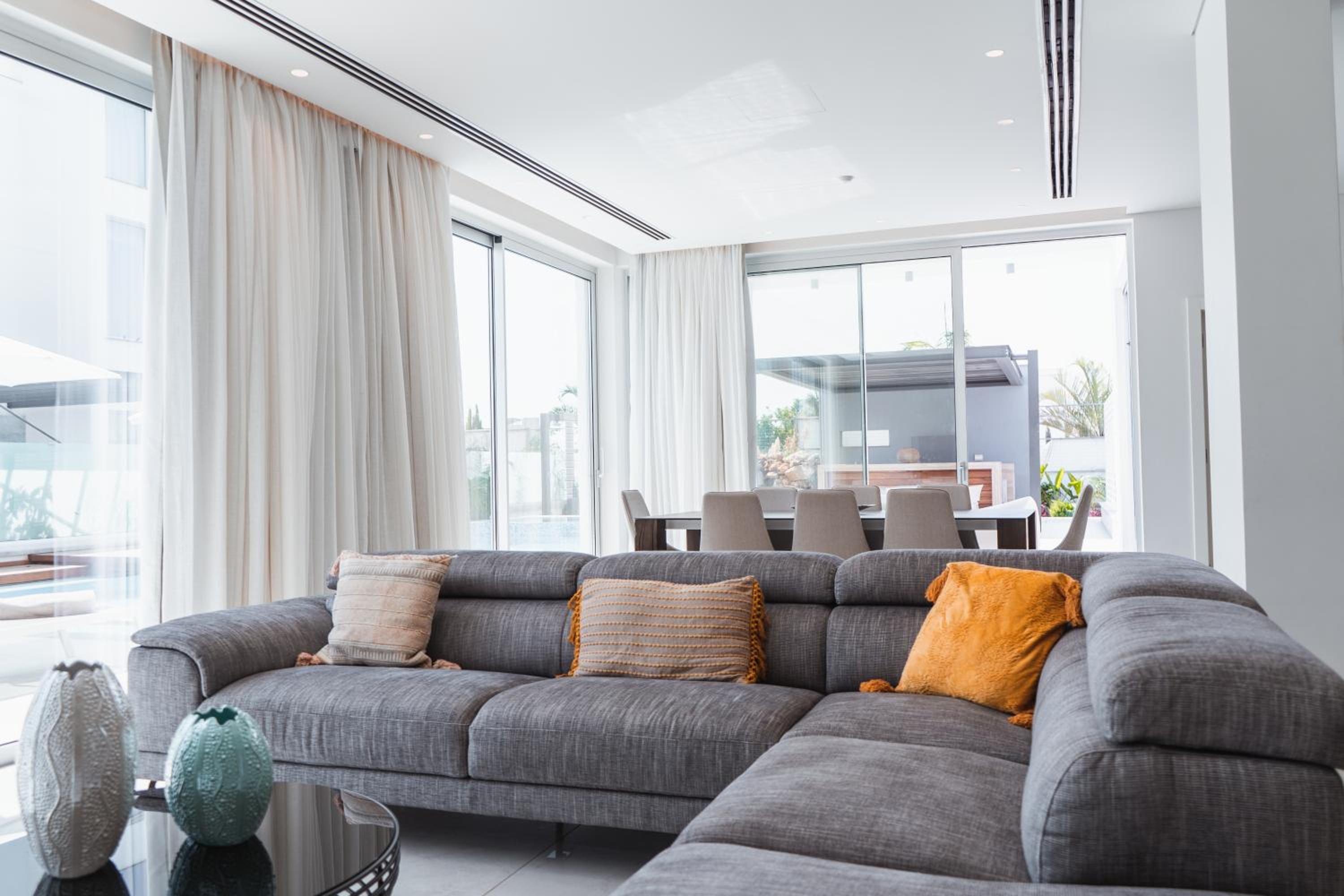 Beachfront Luxury Villa Glory